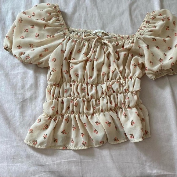 Cream floral shirt - Picture 1 of 2